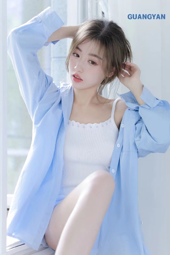 传记 · 周末